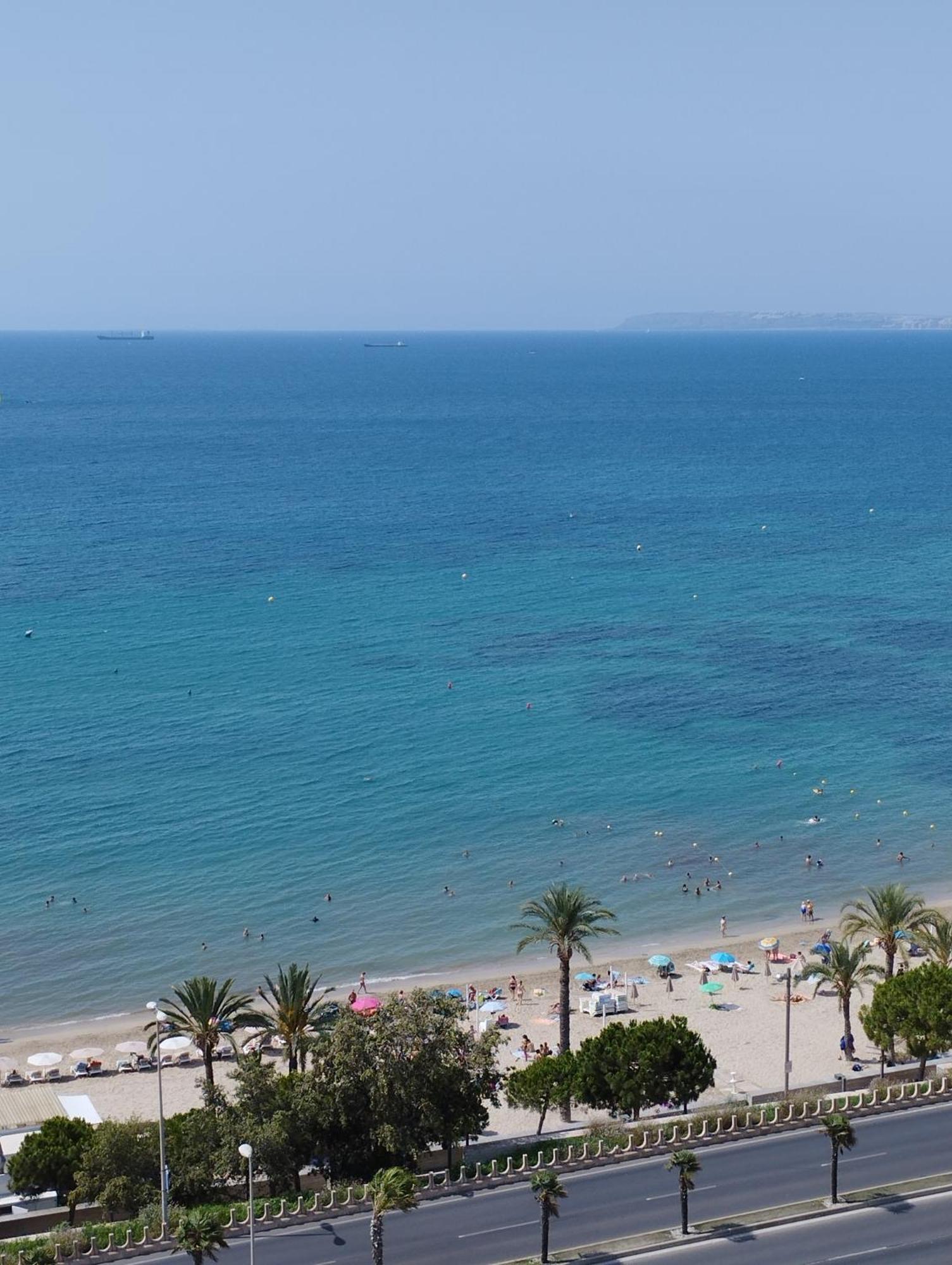 Grandpa Beach House Alicante Esterno foto