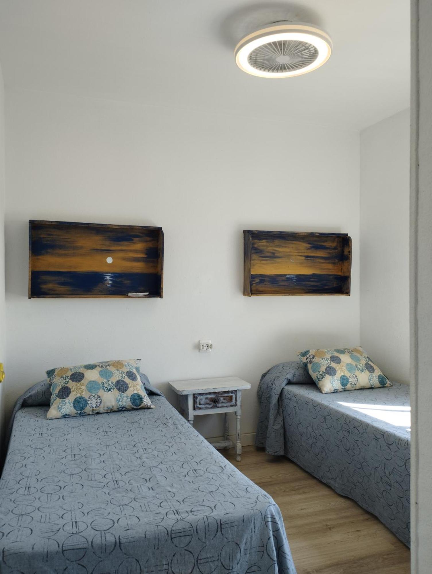 Grandpa Beach House Alicante Esterno foto