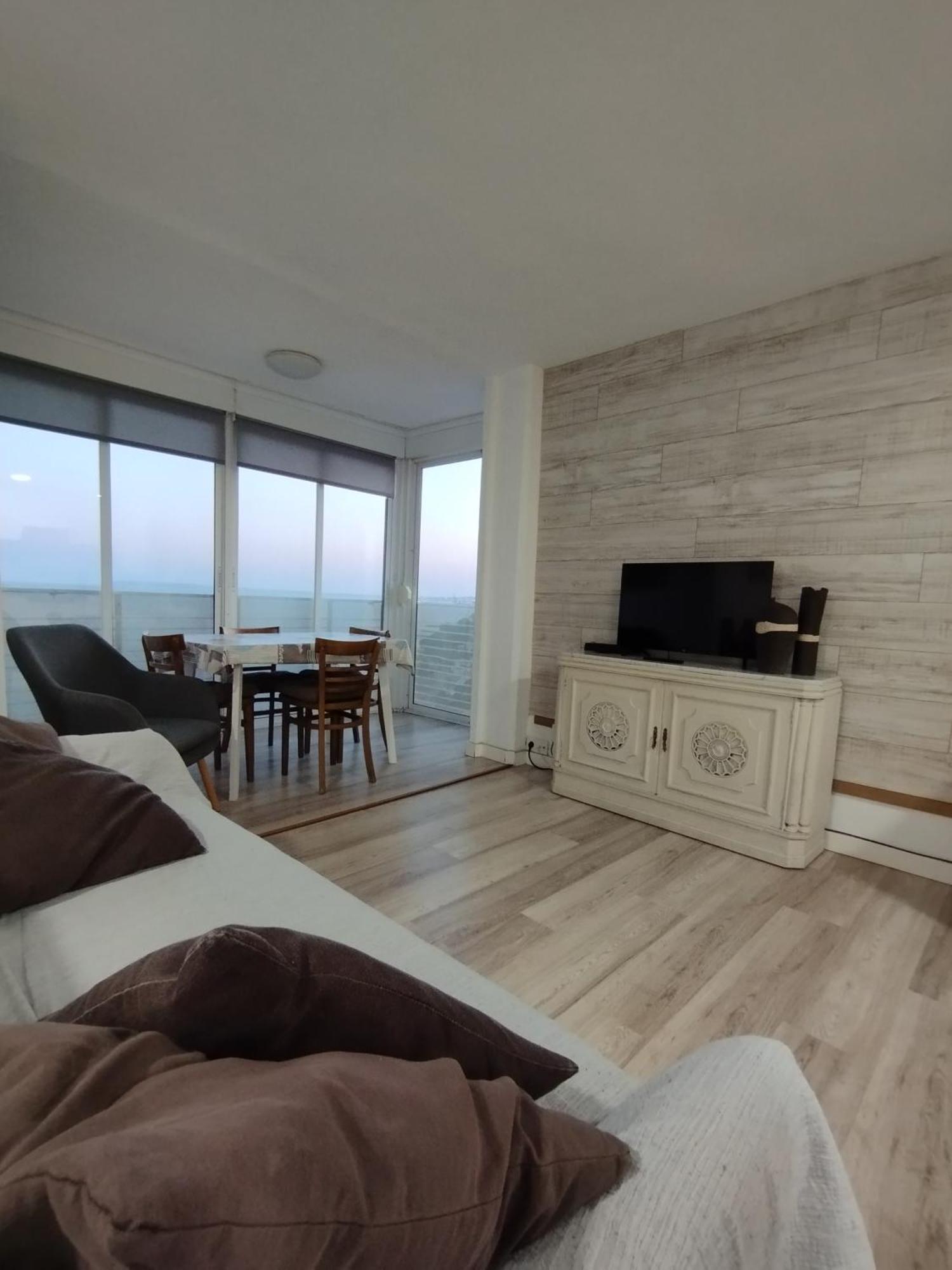 Grandpa Beach House Alicante Esterno foto